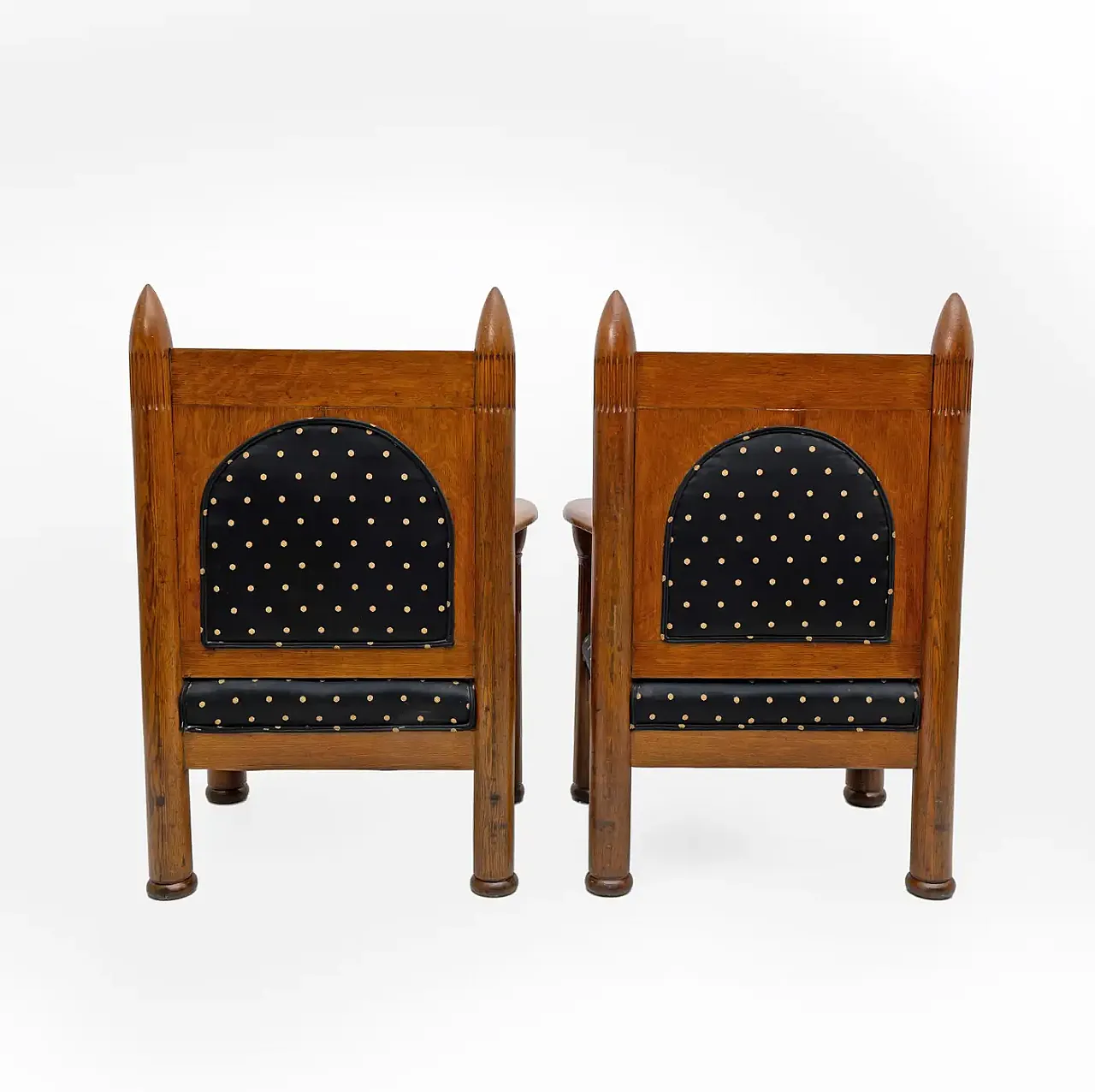 Pair of oak Art Deco Amsterdam school armchairs, 1920s 8