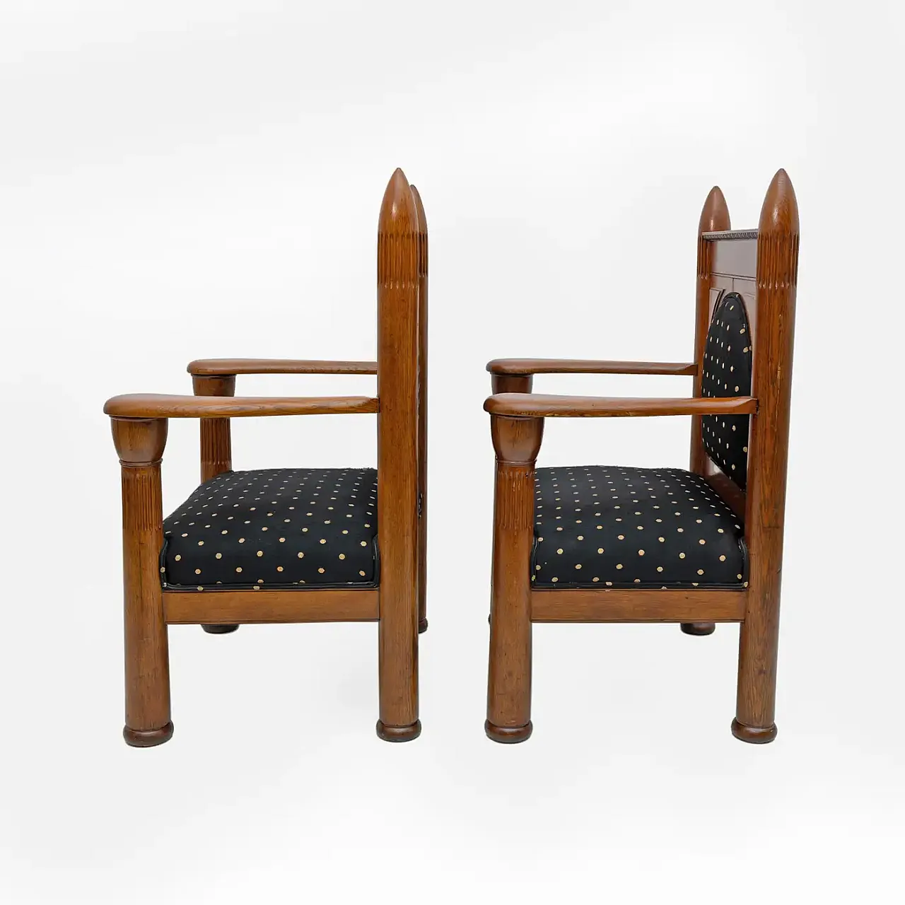 Pair of oak Art Deco Amsterdam school armchairs, 1920s 10