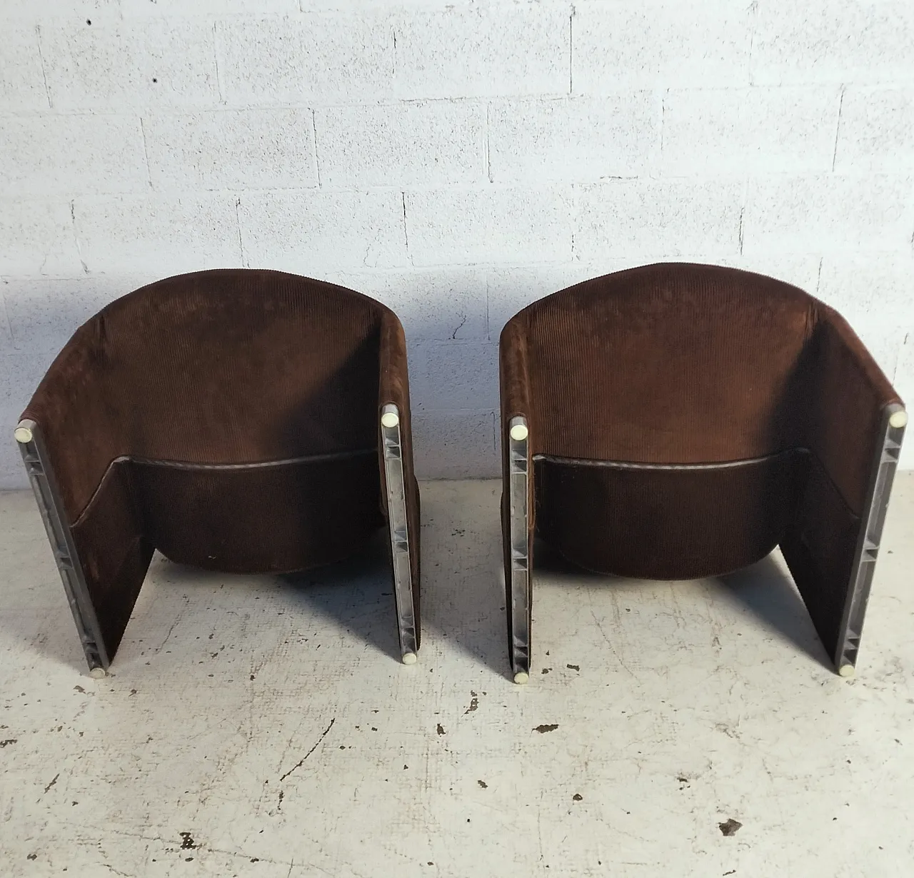 Pair of brown velvet Alky chairs by G.Piretti for A.Castelli, 70s 12