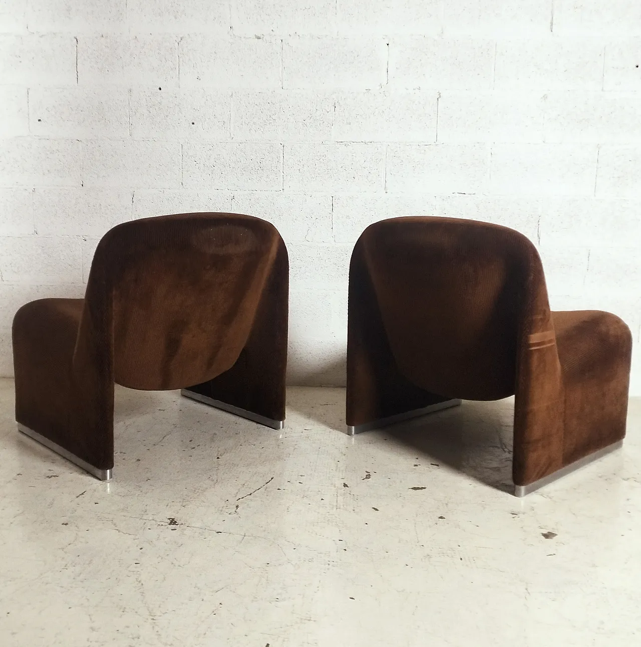 Pair of brown velvet Alky chairs by G.Piretti for A.Castelli, 70s 13