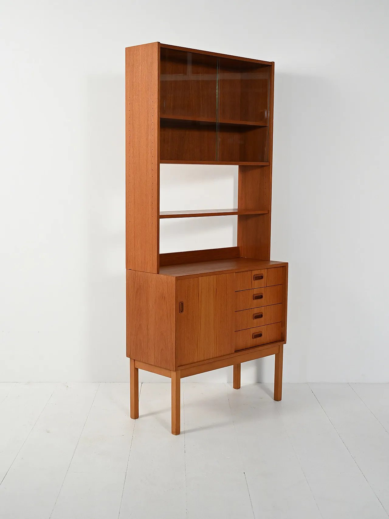 Libreria scandinava in teak con vetrina 4