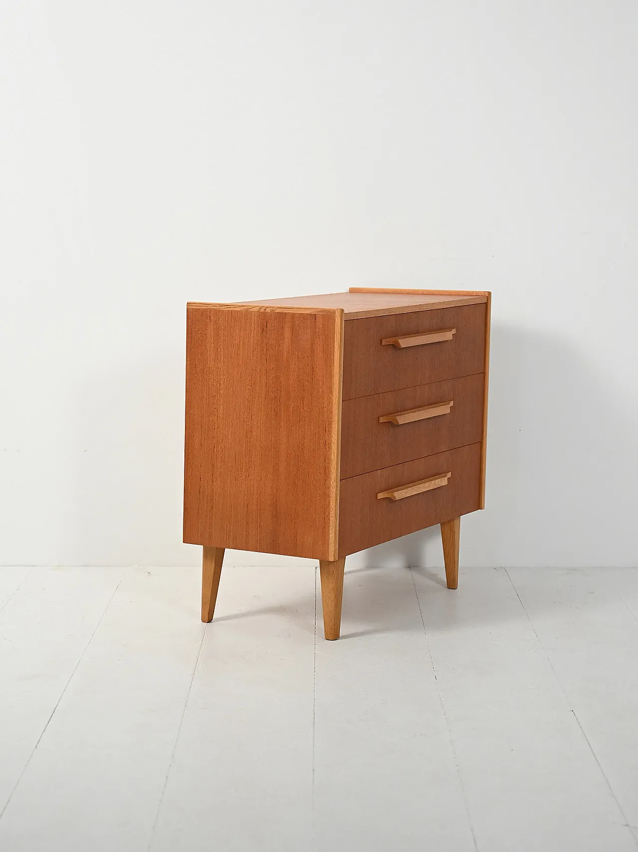 Cassettiera scandinava in teak e rovere, anni '60 4