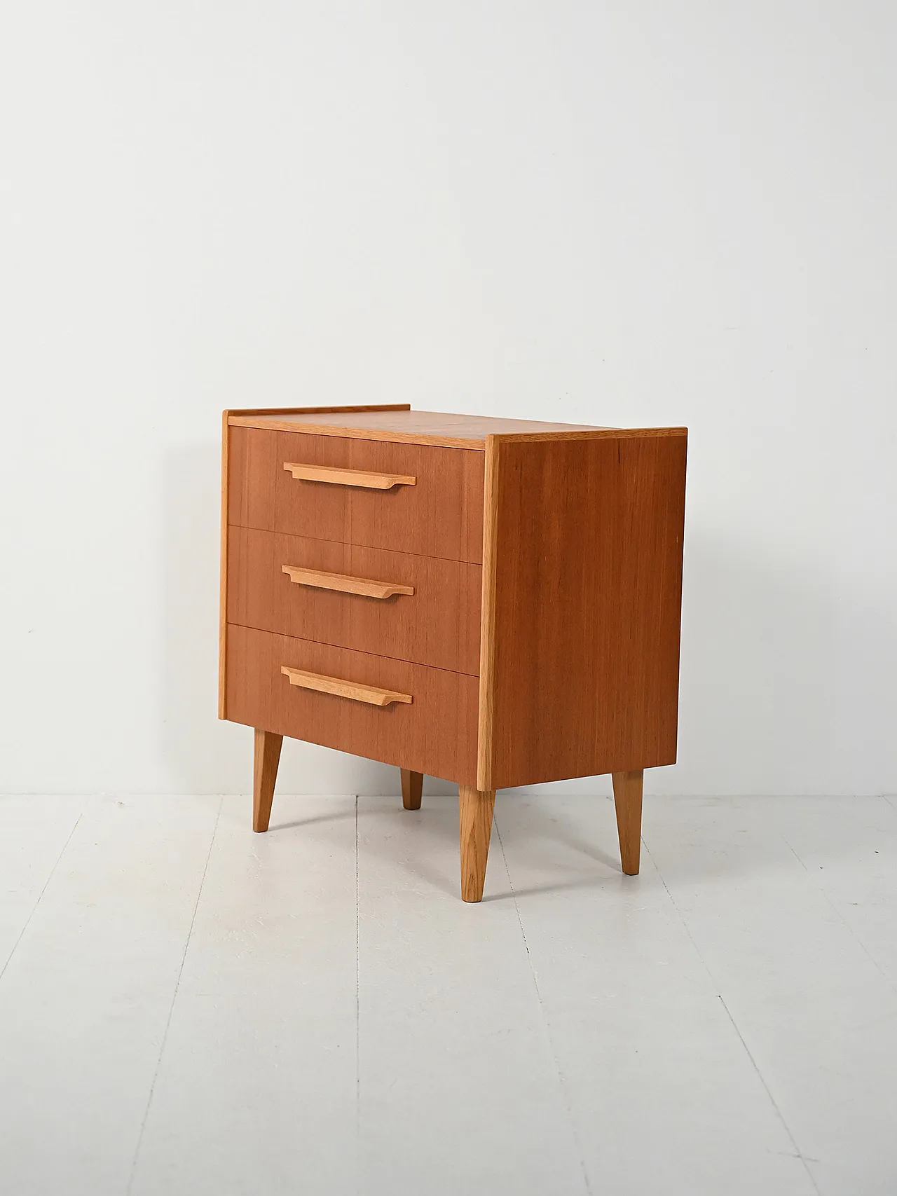 Cassettiera scandinava in teak e rovere, anni '60 5