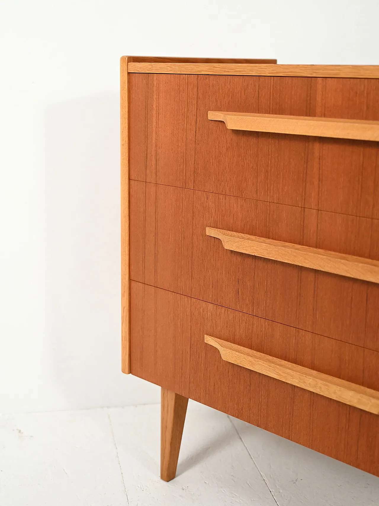 Cassettiera scandinava in teak e rovere, anni '60 7