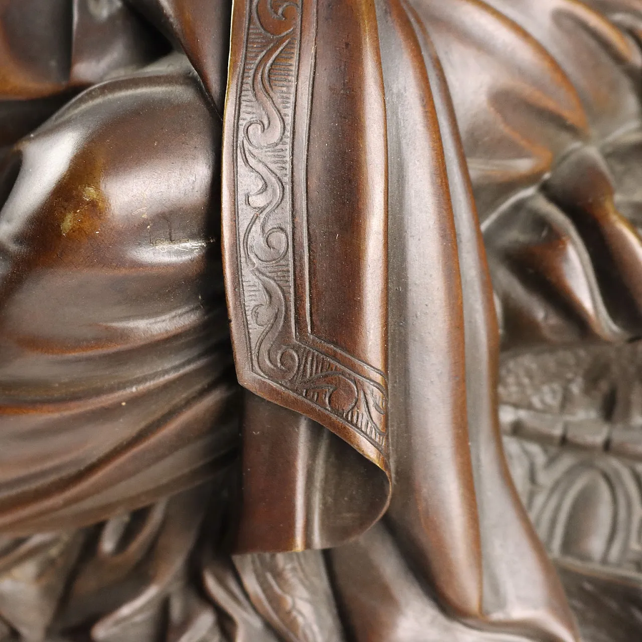 Young woman, bronze sculpture by Moreau, 20th century 7