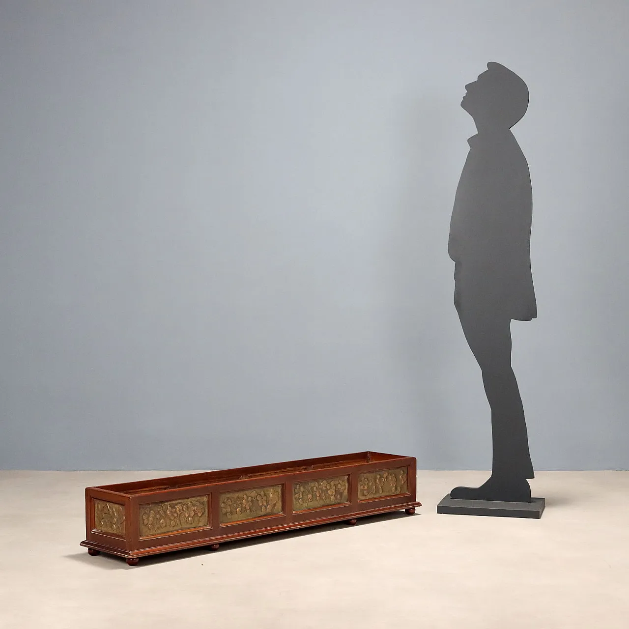 Mahogany plant stand, early 20th century 2