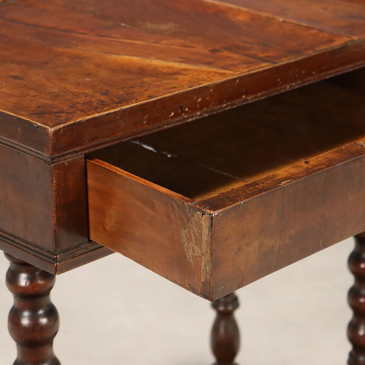 Walnut sewing table, late 19th century 3