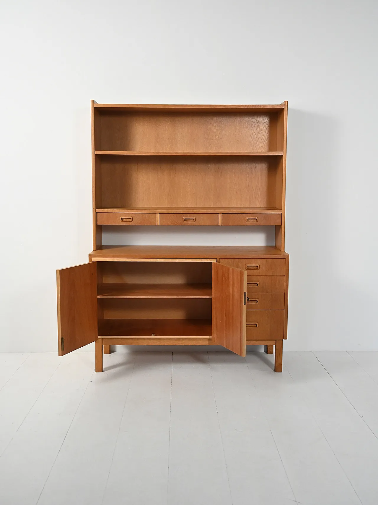 Sideboard-libreria scandinava in rovere, anni ’60 4