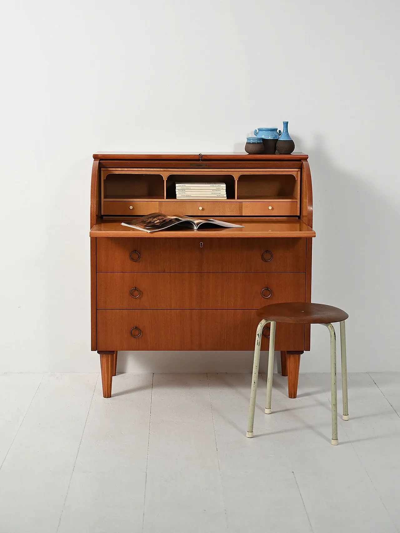 Secretaire with decorated turned legs, 1950s 1