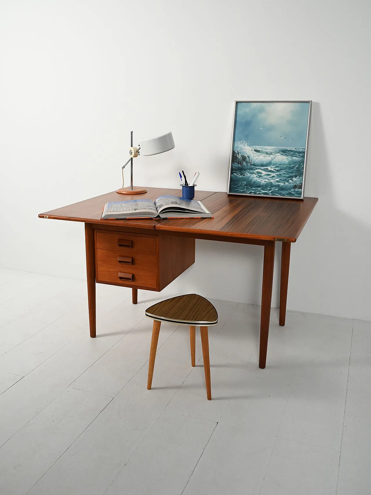 Scrivania scandinava di Børge Mogensen con piano “flip-top” 1