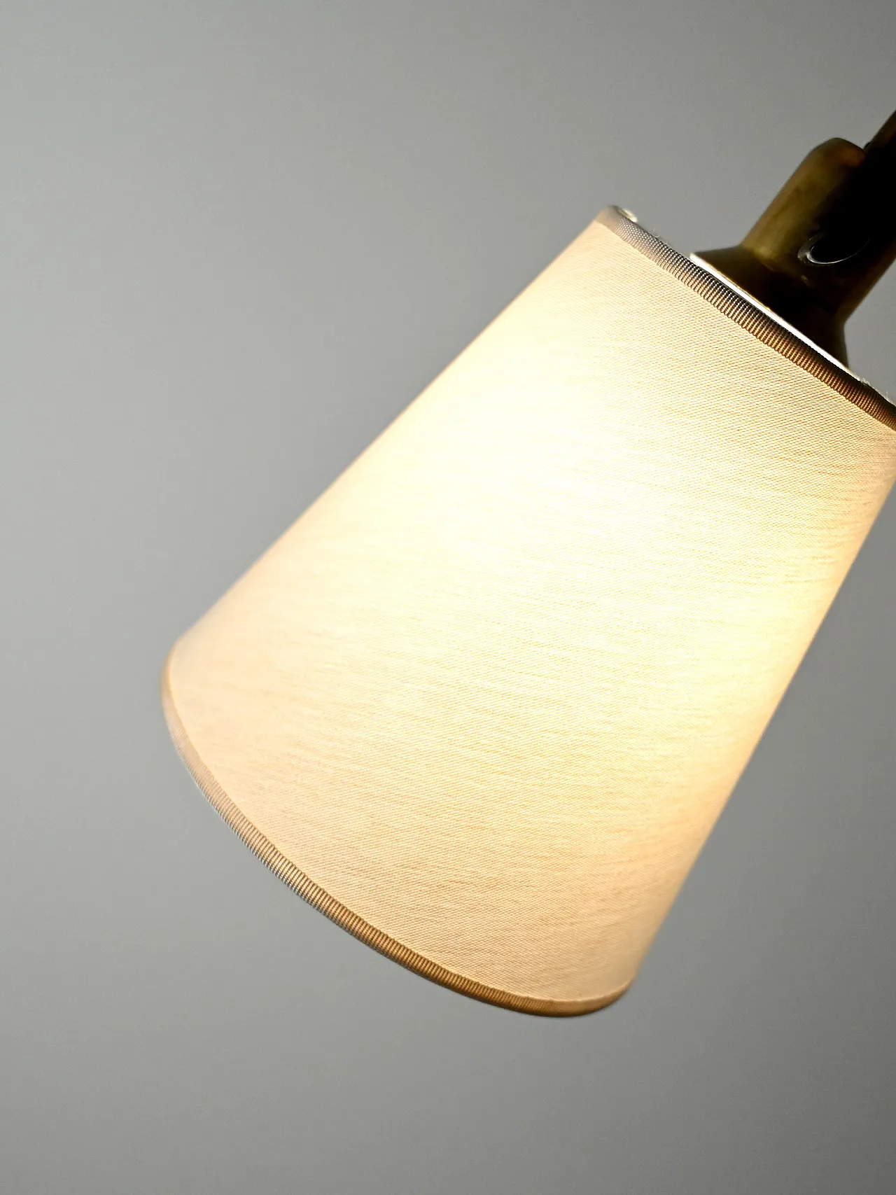 Lampada da terra scandinava con tre luci 10