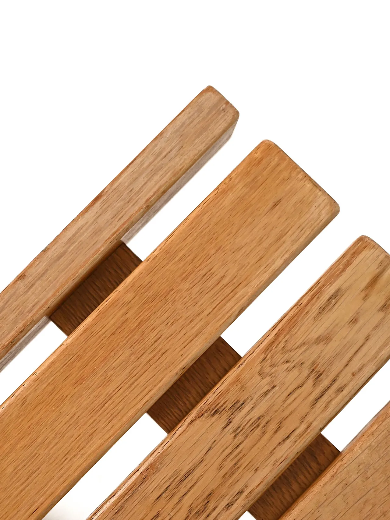 “Tokyo” bench by Yngvar Sandström 5