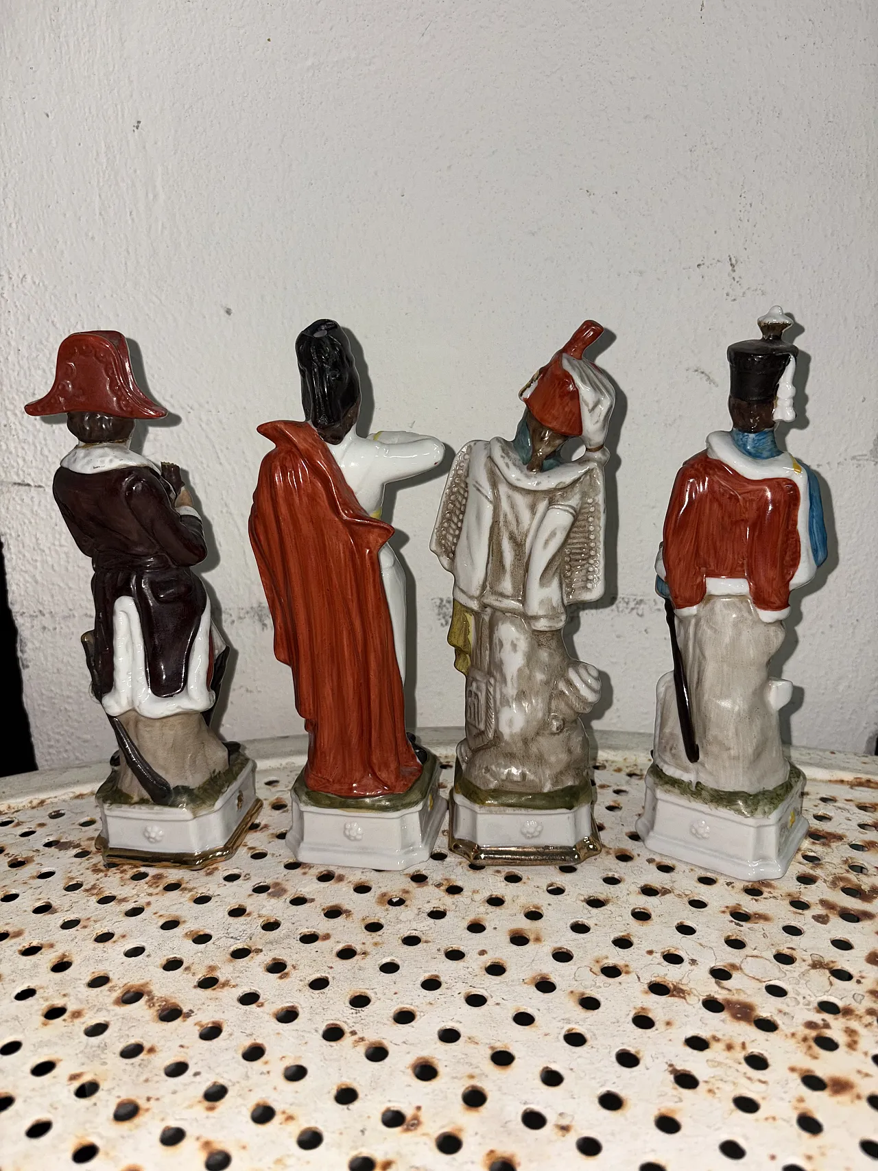 4 Statues Capodimonte soldiers, 50s 3