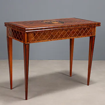 Game table veneered in rosewood and mahogany, 18th century