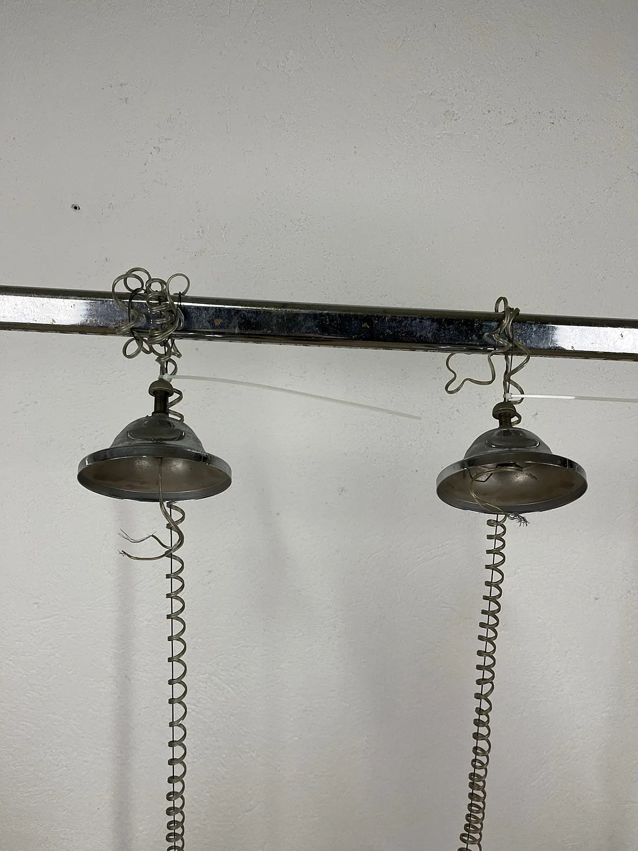 Pair of Bilobo chandeliers by Afra Tobia Scarpa for Flos, 1970s 2