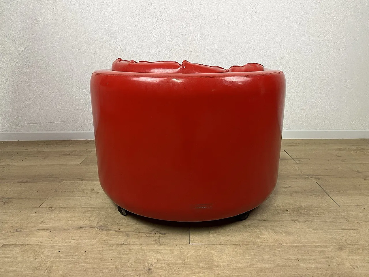 Space Age red vinyl Aarmchair, 1970s 16
