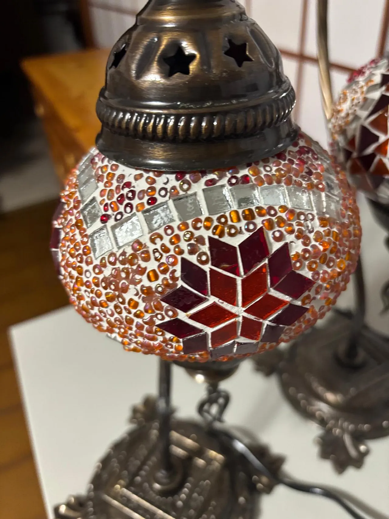 Coppia di lampade a mosaico turco e supporto in bronzo, anni ''90 7