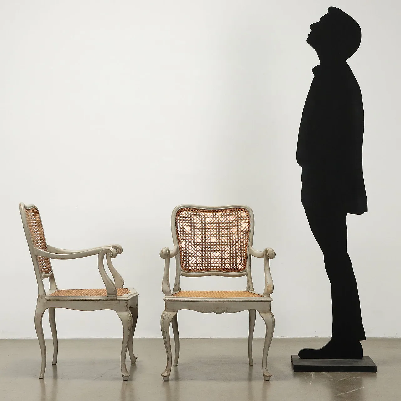 Pair of baroque style armchairs in lacquered wood, 20th century 2