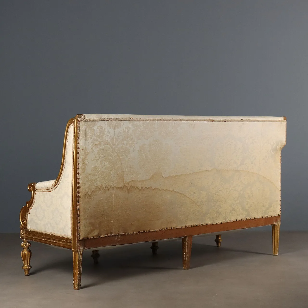 Neoclassical style sofa in carved and gilded wood, 19th century 8