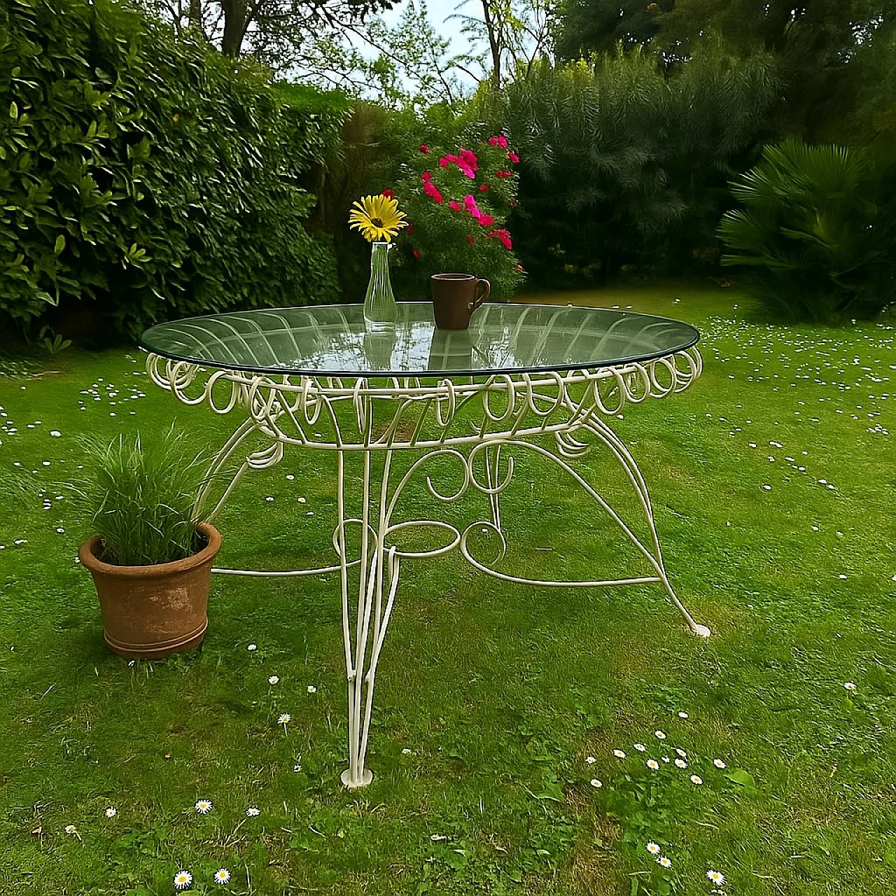 White enamelled iron garden table, 1960s 2