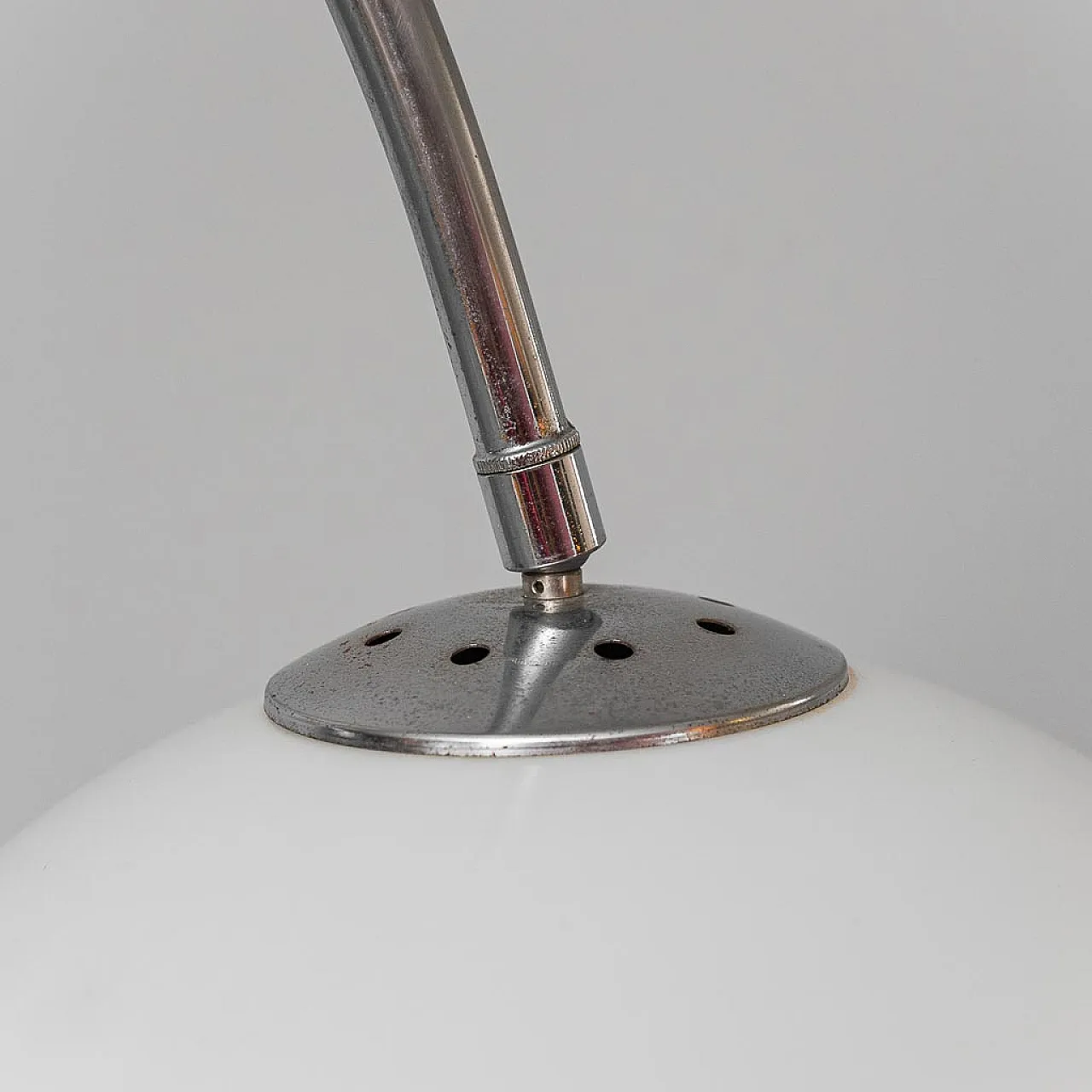 Lampada da terra ad Arco di Harvey Guzzini, anni '70 11