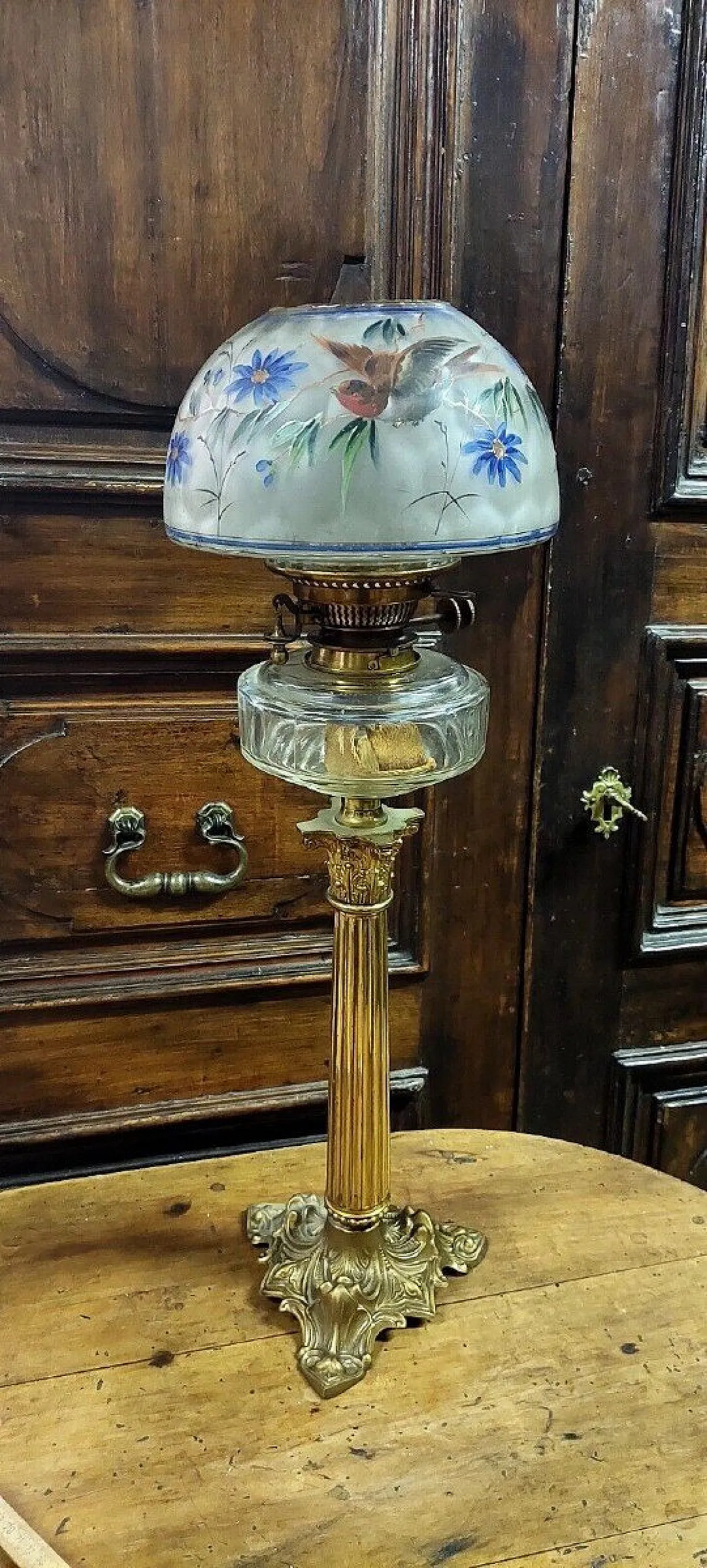 Lampada a olio in bronzo dorato e vetro dipinto, '800 2