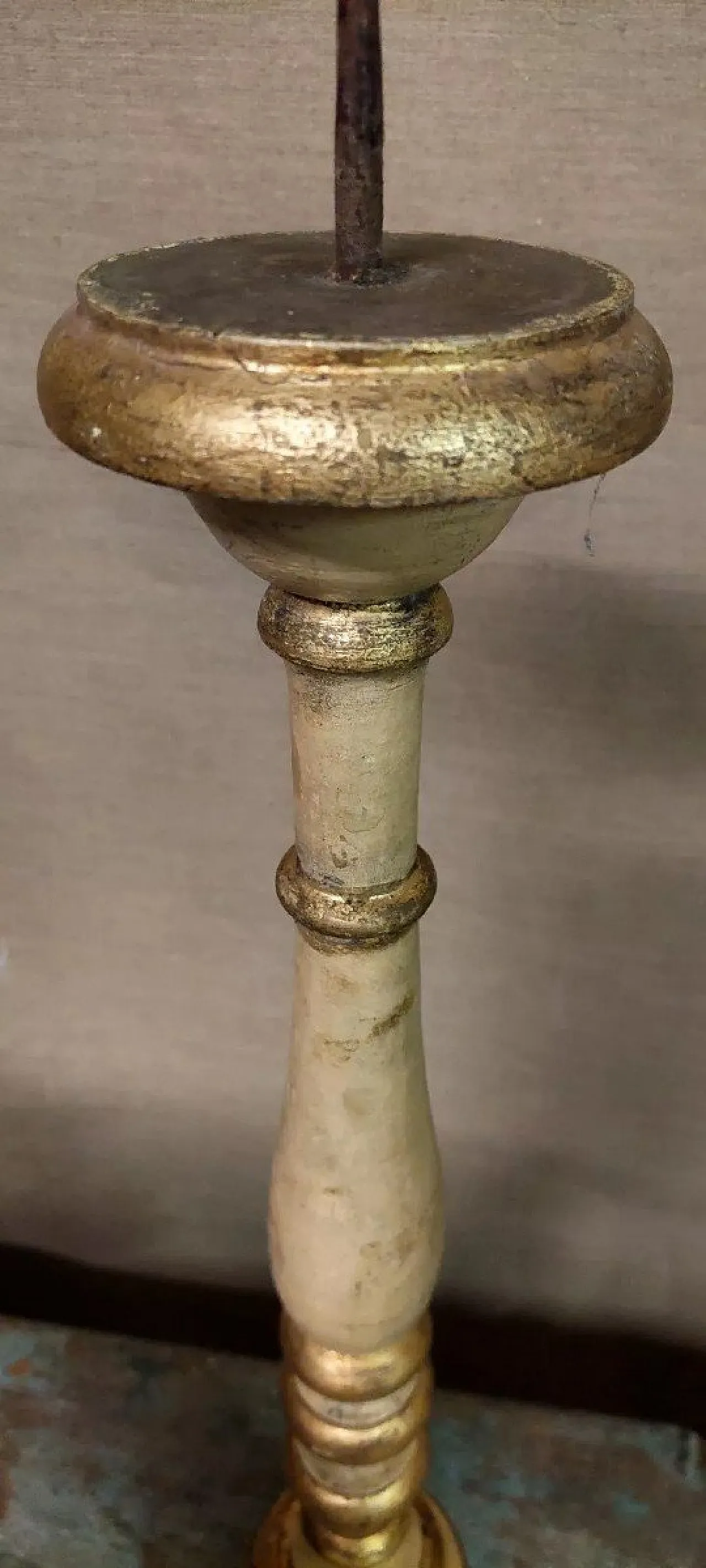 Wooden candlestick and gold lacquer, 19th century 3
