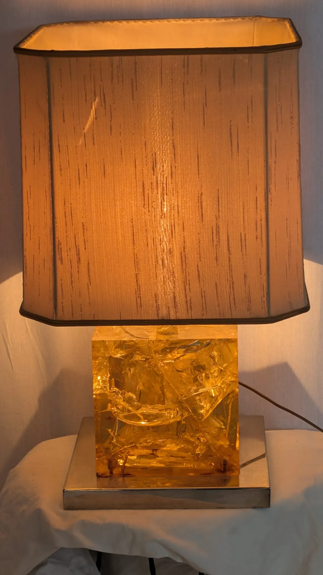 French Resin Table Lamp, 70s 1