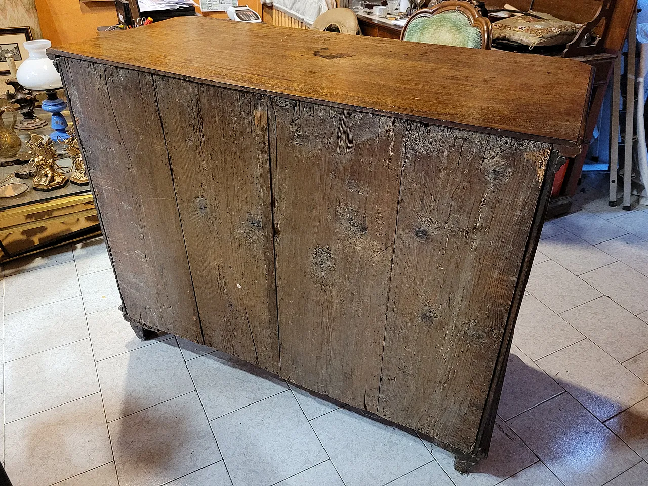 Canterano in legno di noce e rovere, Lombardia, di fine XVII secolo 4