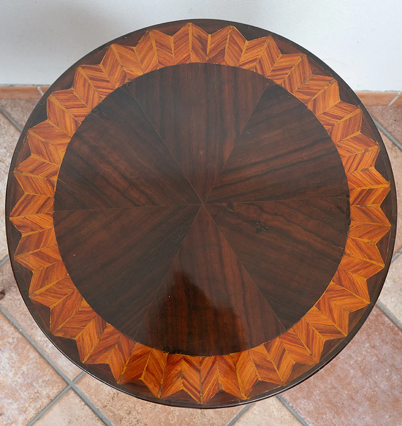 Pair of coffee tables in fine exotic woods, Lombardy, 20th c. 2