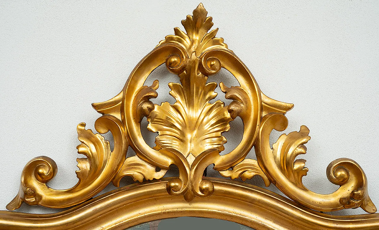 Neapolitan Louis Philippe mirror in gilded and carved wood, 20th c. 2