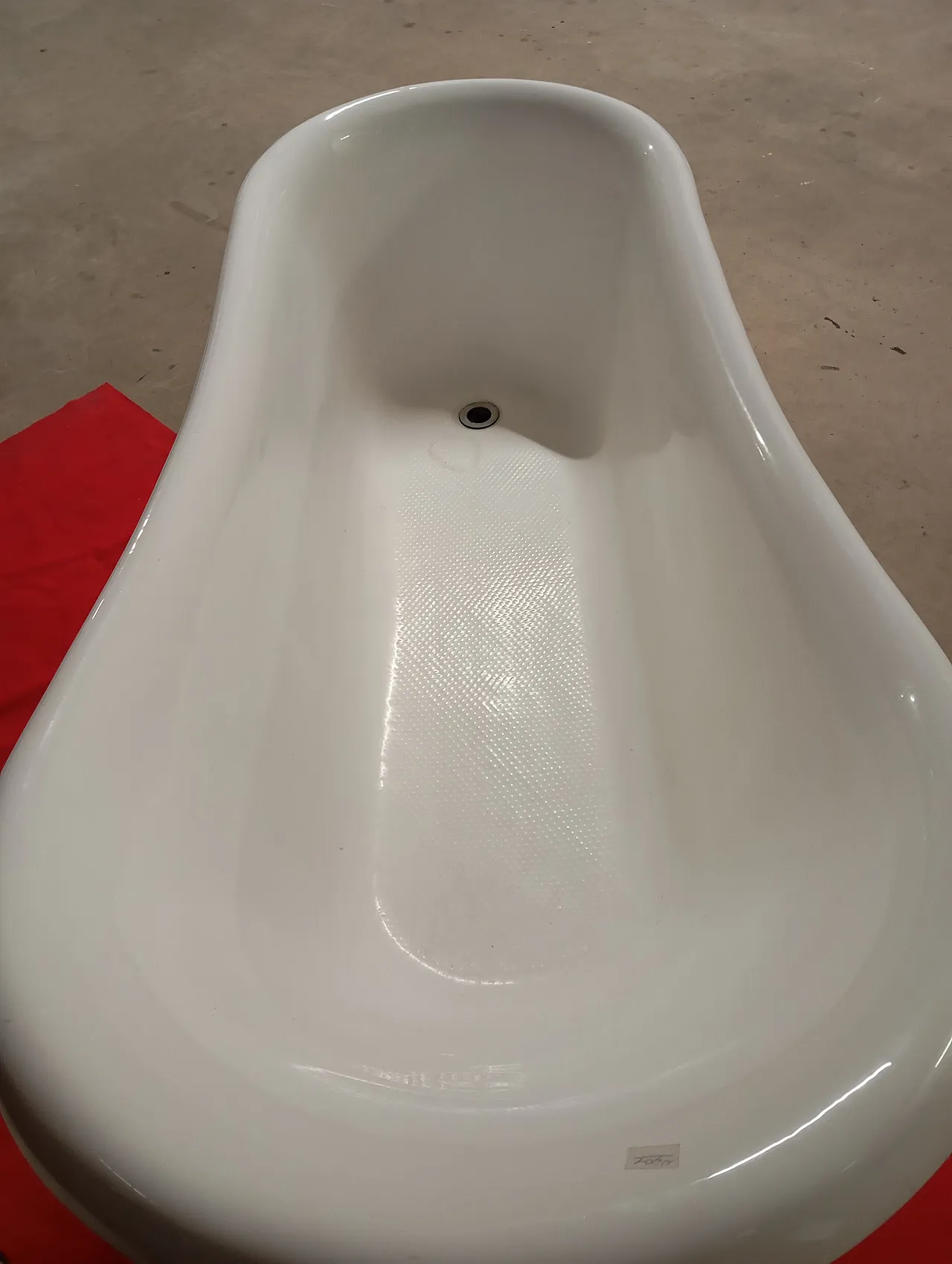 Freestanding bathtub, anni 2000 7