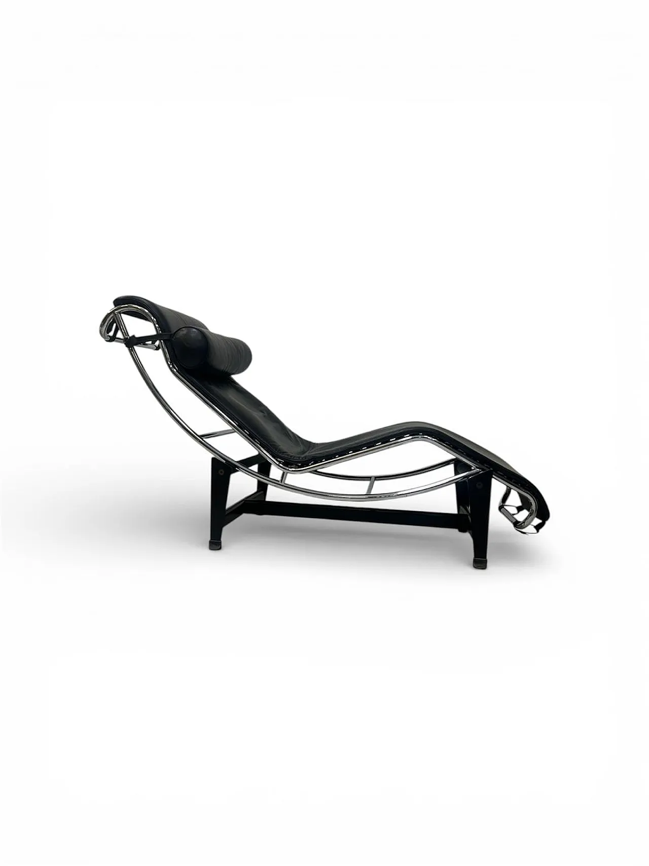 Chaise longue LC4 di Le Corbusier- ALIVAR, anni '90 1