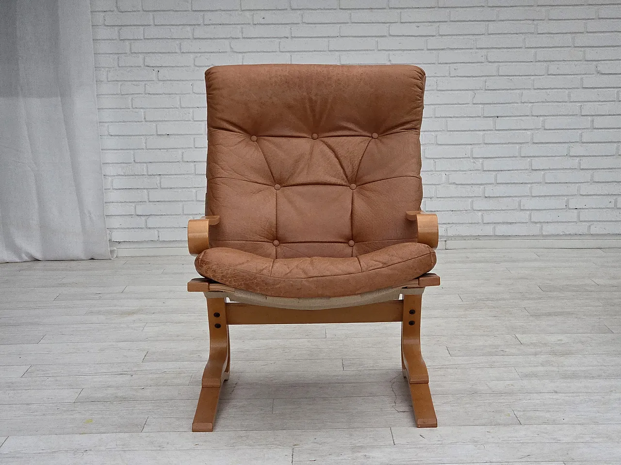 Norwegian armchair, model "Kengu", leather, 1970s 8
