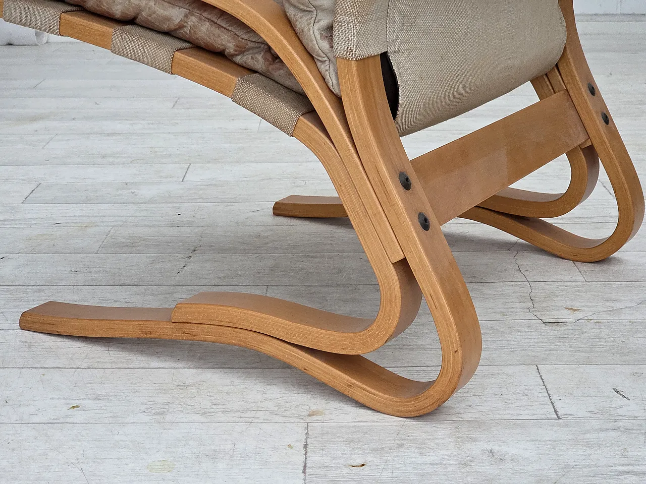 Poltrona norvegese, modello "Kengu", pelle beige, anni '70 12