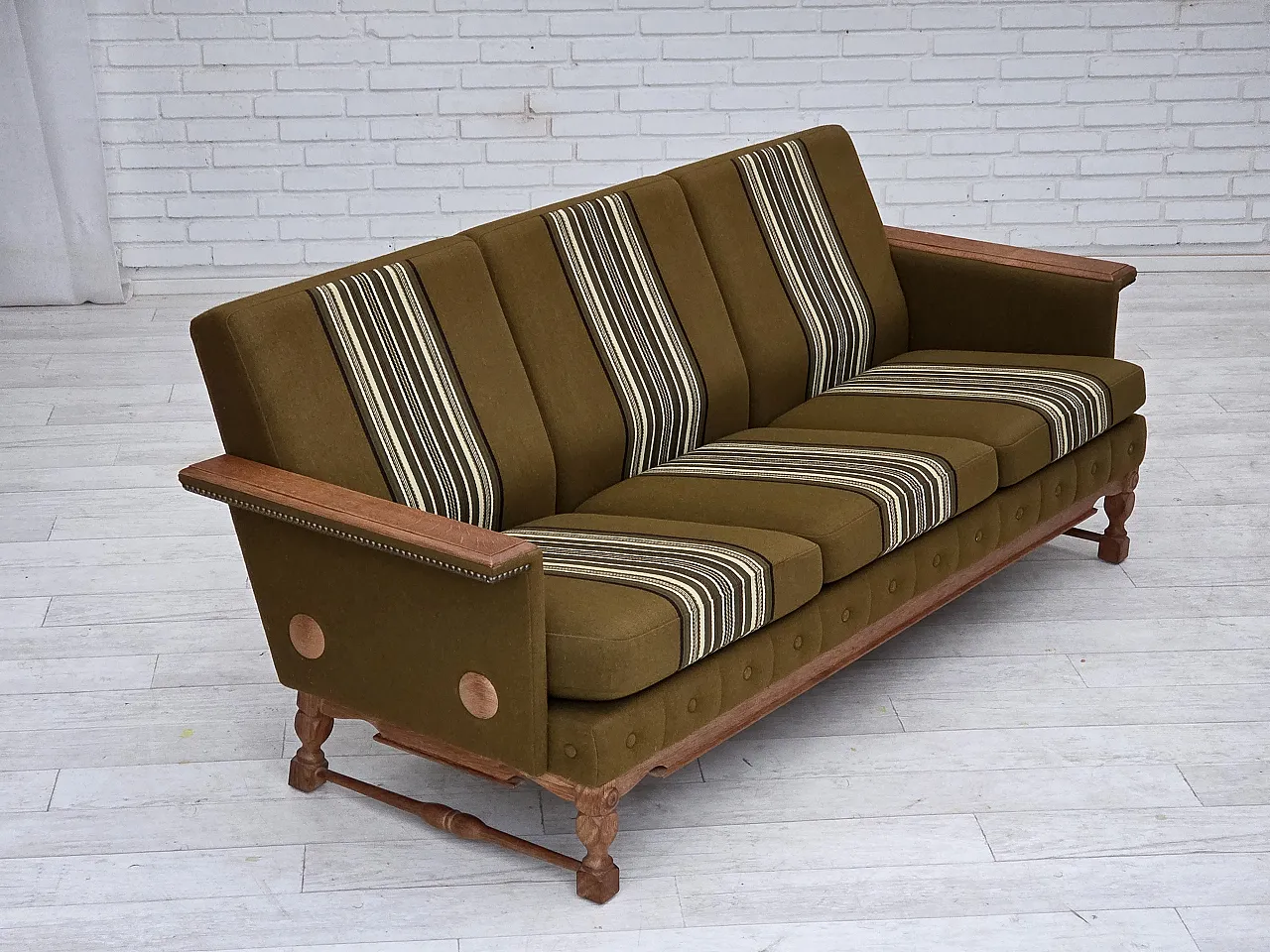 Divano danese a 3 posti in lana, legno di rovere massiccio, anni '70 9