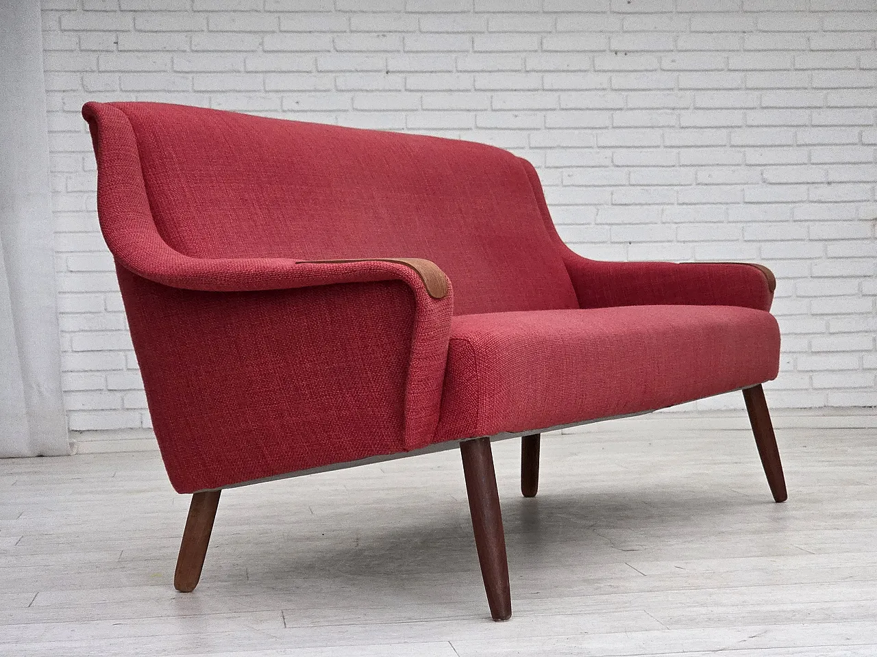 Divano danese a 2 posti, tessuto e teak, anni '70 1