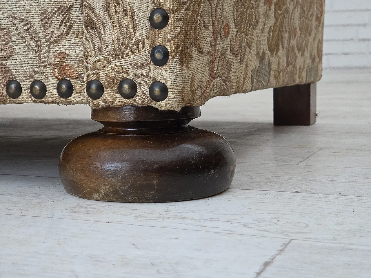 Divano danese a 2 posti beige/marrone e rovere, anni '50 3