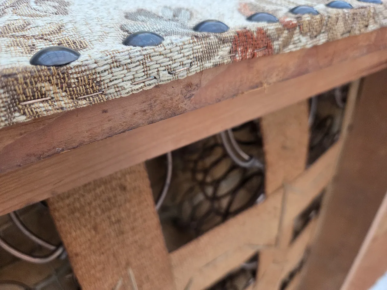 Divano danese a 2 posti beige/marrone e rovere, anni '50 15