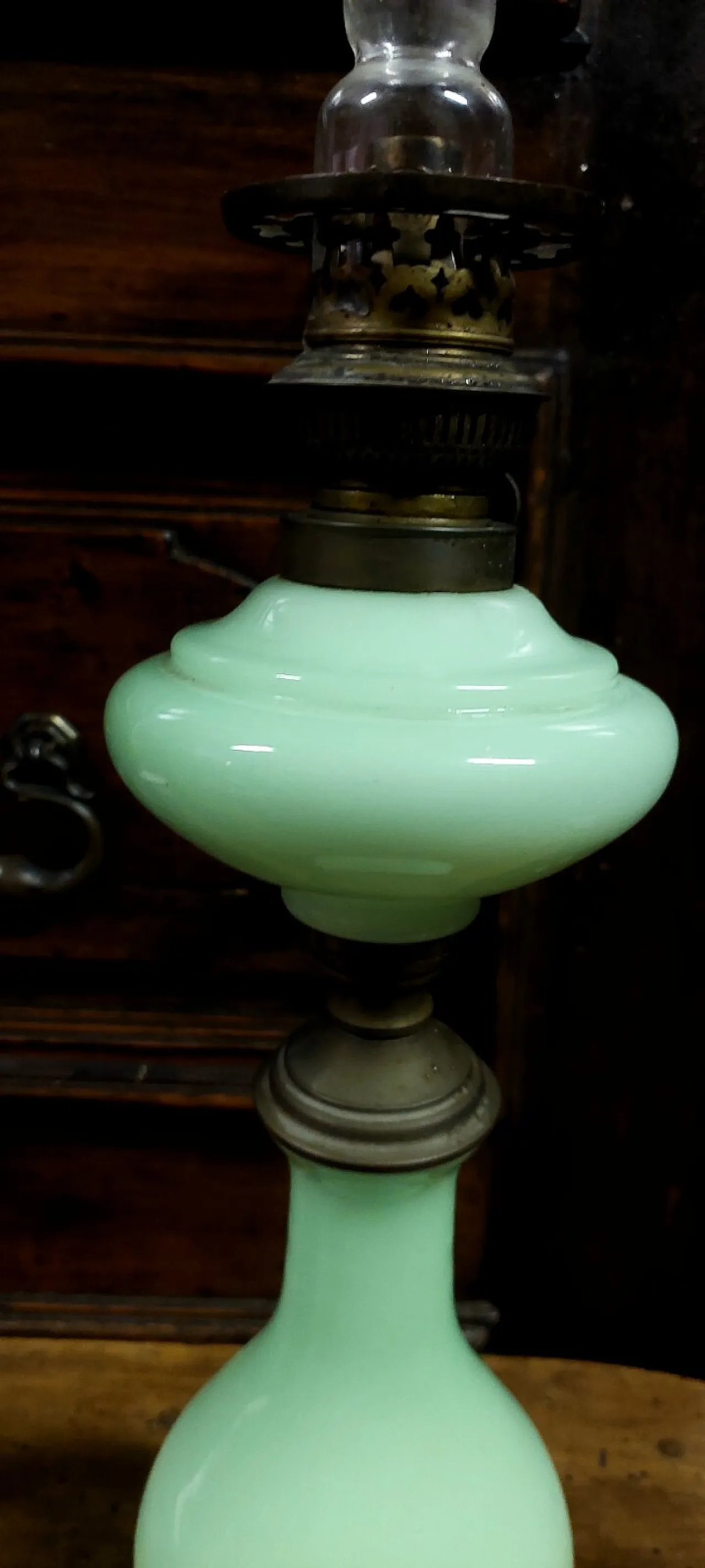 Oil light opalescent glass lamp, early 20th century 9