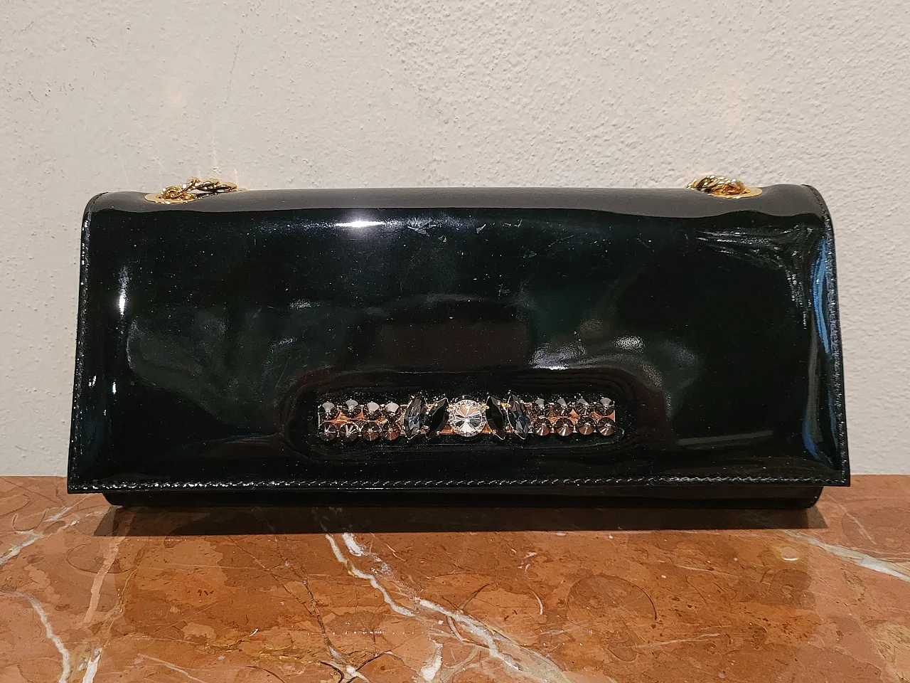 Borsa in pelle verniciata nera Innuè, Italia, anni 2000 2