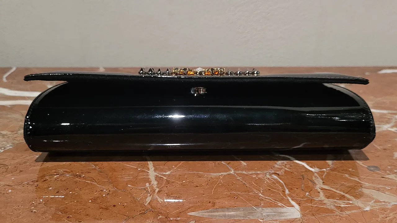 Borsa in pelle verniciata nera Innuè, Italia, anni 2000 7