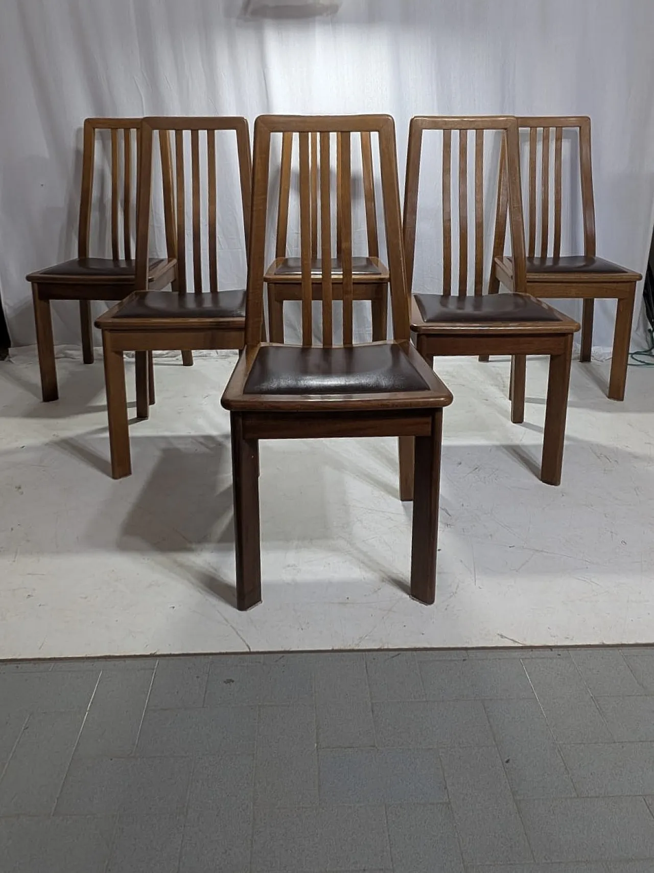 6 Dining Chairs by Mobilgirgi, 70s 1