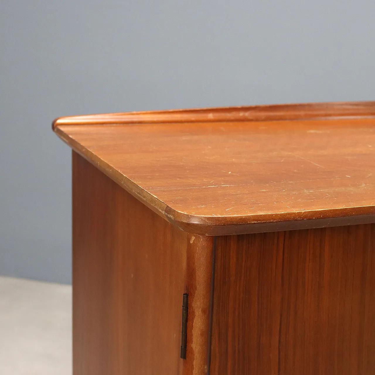Credenza con impiallacciatura di teak e radica, '900 7