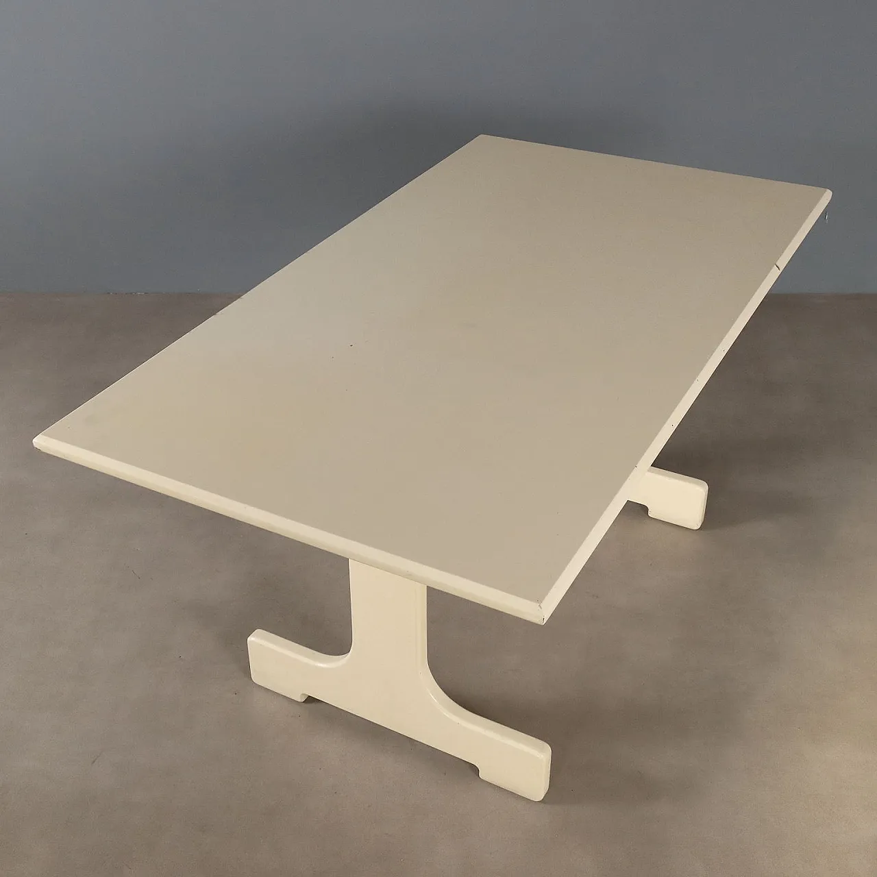 Tavolo in legno laccato, '900 4