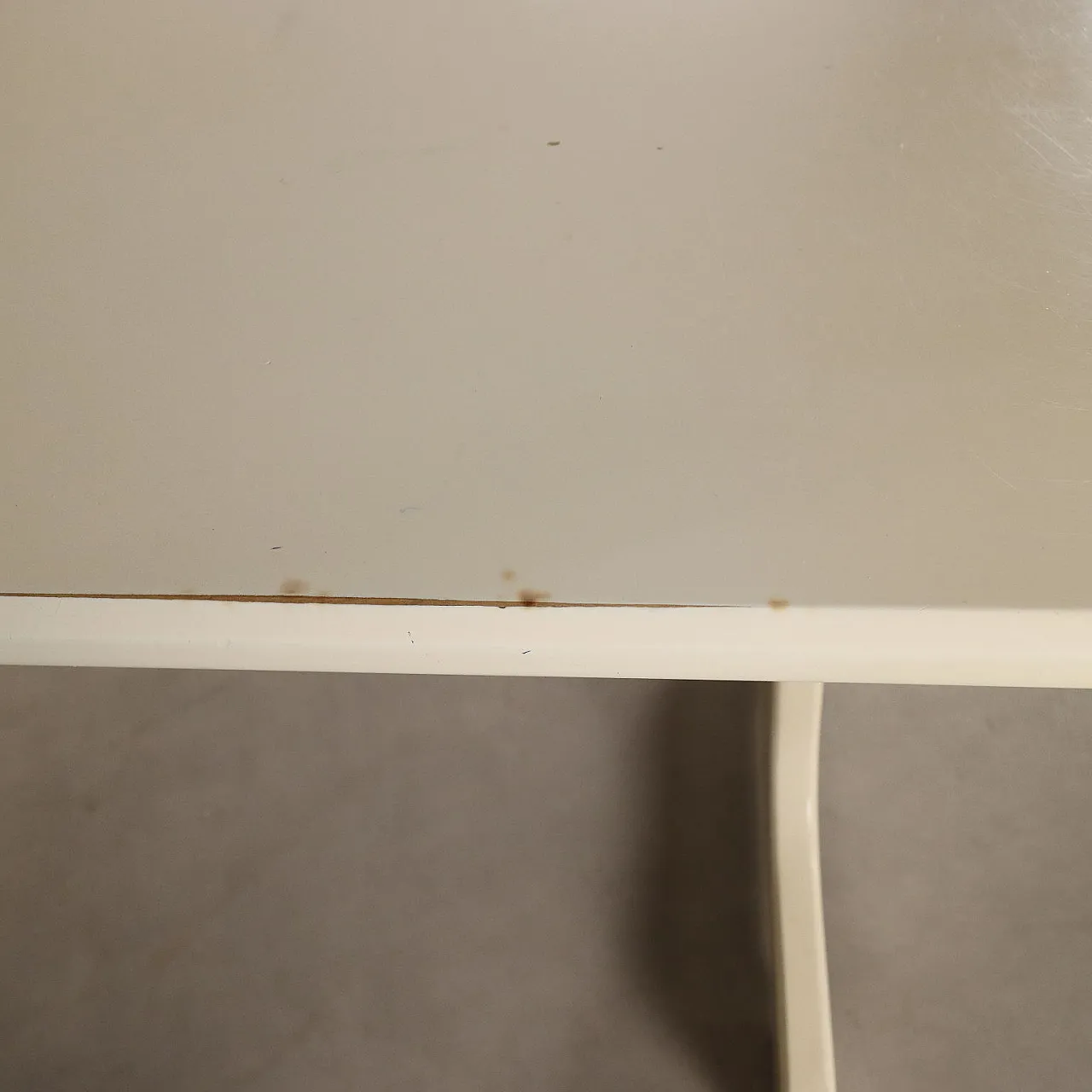 Tavolo in legno laccato, '900 7