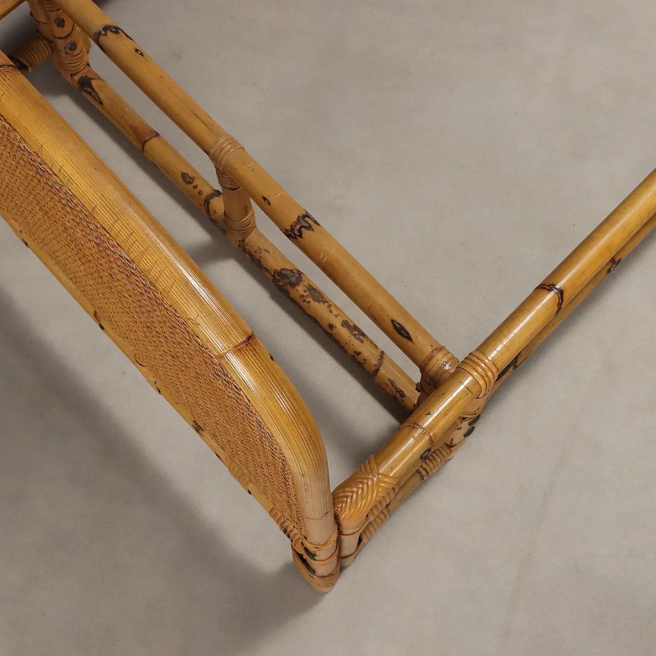 Pair of beds in bamboo and Vienna straw, 20th century 5