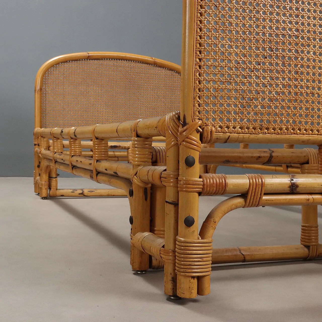 Pair of beds in bamboo and Vienna straw, 20th century 6