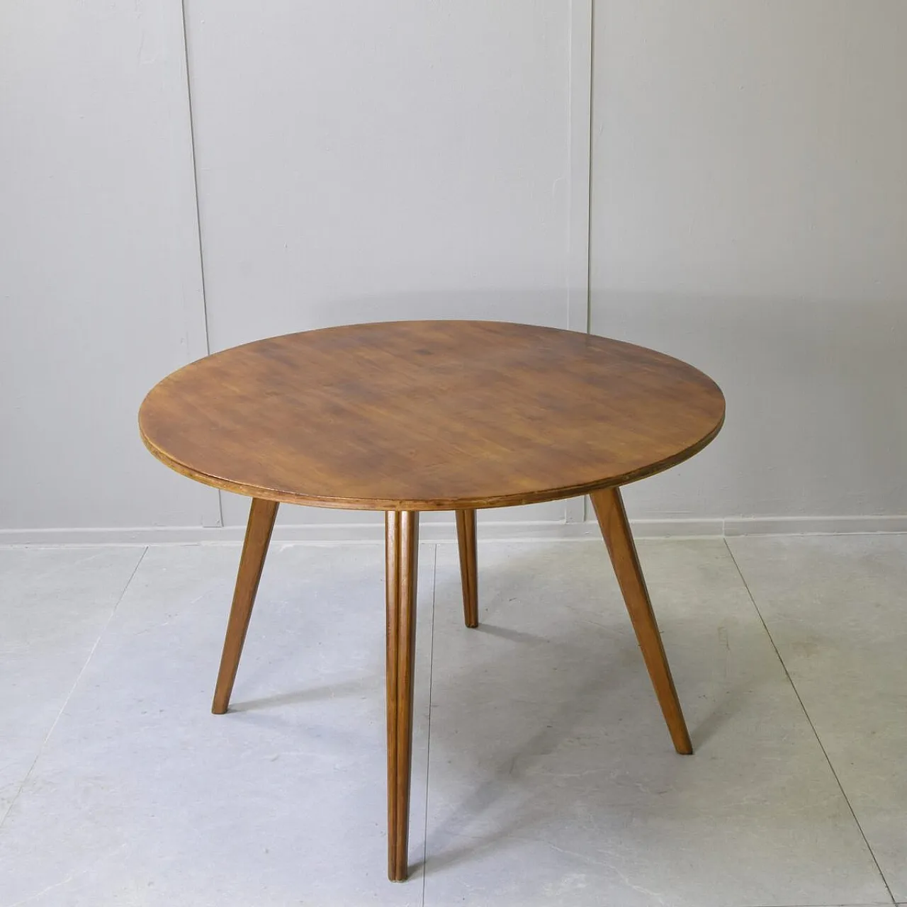 Round table in the style of Gio Ponti, 1960s 3