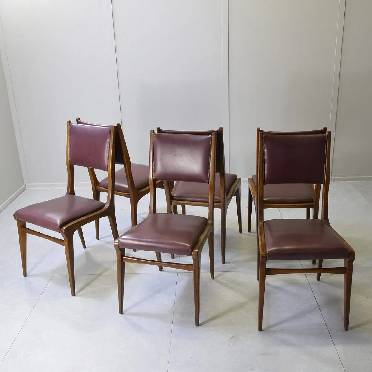 6 Chairs attributed to Carlo de Carli, 1950s 4